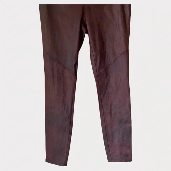 Free People Vegan Suede Pull on Leggings Skinny Pants in Burgundy Size 26 - Picture 4 of 9